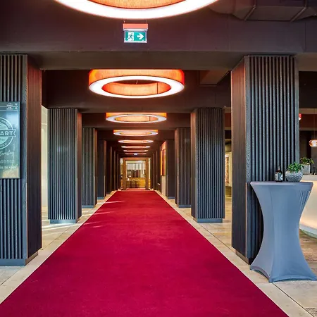 ホテル Parkhotel