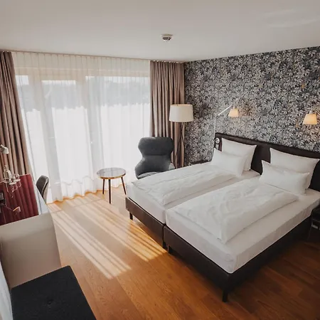 ホテル Parkhotel